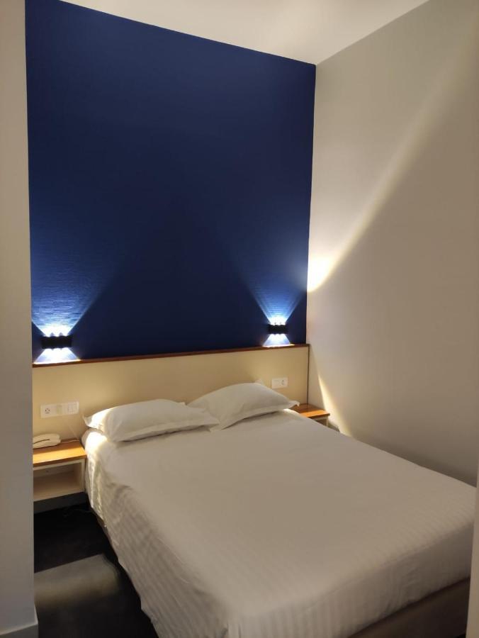 Hotel Des Lices - Angers Eksteriør bilde